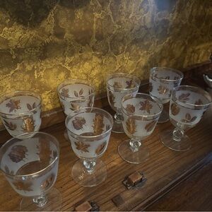 Libbey Vintage Gold leaf with Pattern Glass Goblets 1970s set of 8